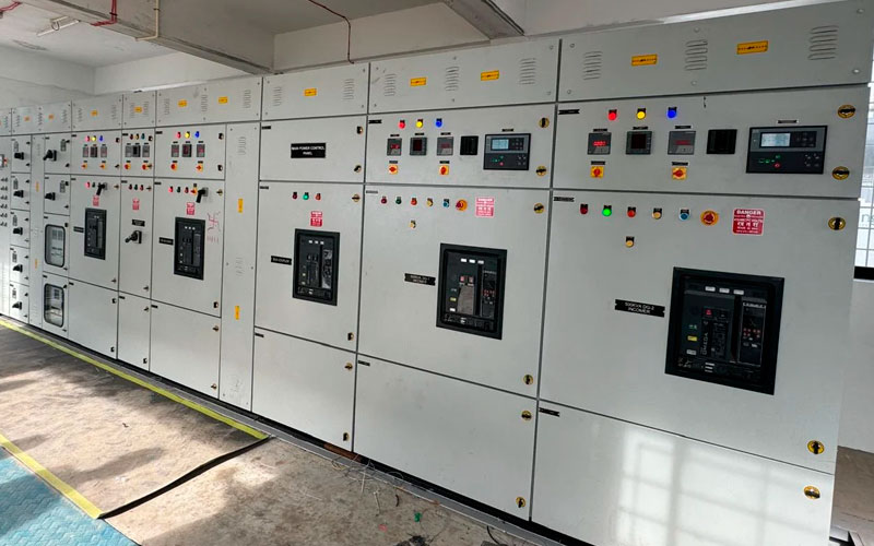 Synchronizing Panel